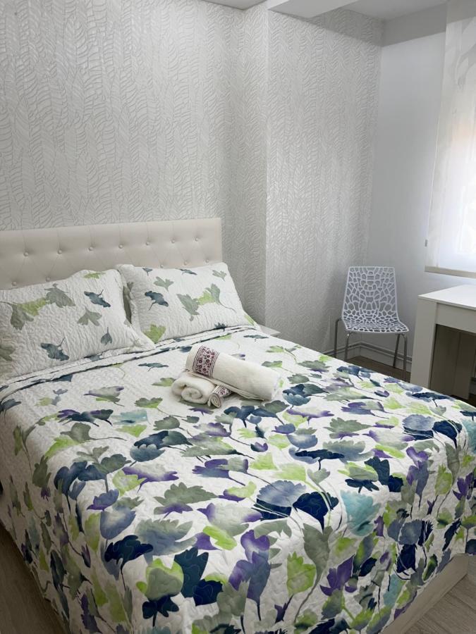 Apartamentos C&E Аро Экстерьер фото
